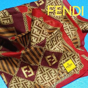 【新品 レア】FENDI フェンディ ズッカ ペカン総柄 ズッカ模様生地 ビッグロゴ 49×49 ブランドハンカチ スカーフ