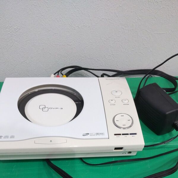 【ジャンク品】DVP-3 ポータブルDVDプレーヤー