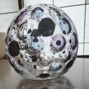ガラスの花瓶 ドット柄 インテリア