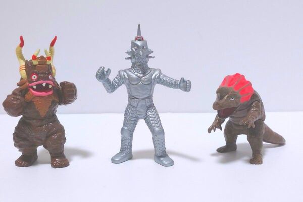 HGウルトラマン カプセル怪獣 ウインダム ミクラス アギラ 3体セット
