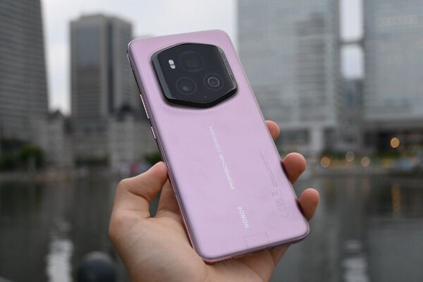 Honor Magic6 RSR Global 1TB SIMフリー