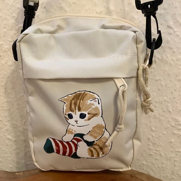 未使用 キュート猫イラストクロスボディーバッグ