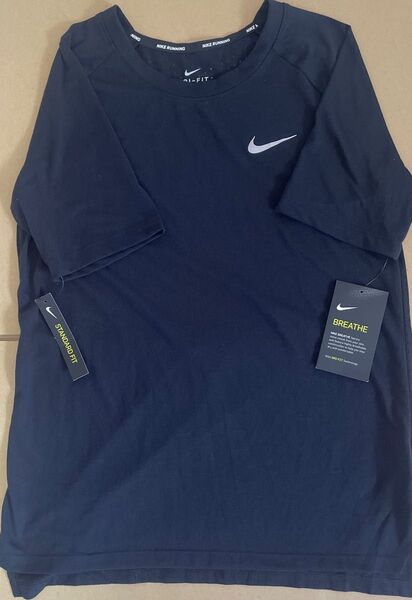 NIKE レディース ランニングTシャツ ブラック sサイズ 未使用