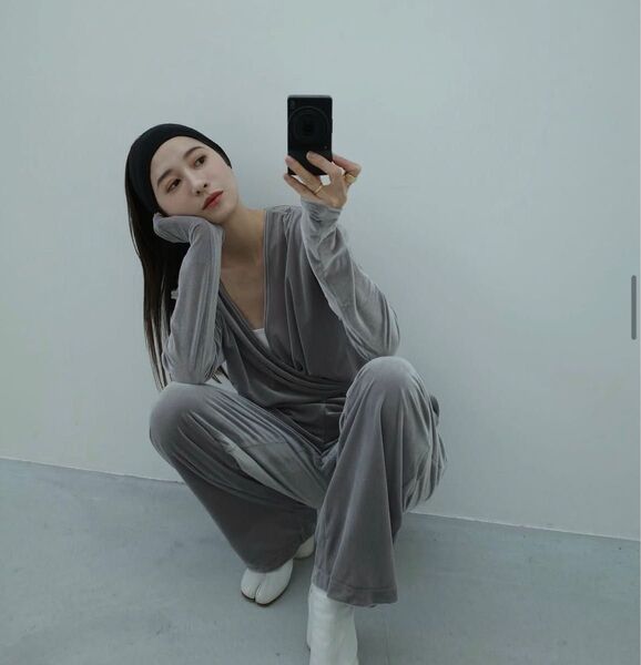 クラネ VELOR CACHECOEUR SET UP グレー 未使用 松本恵奈 CLANE セットアップ