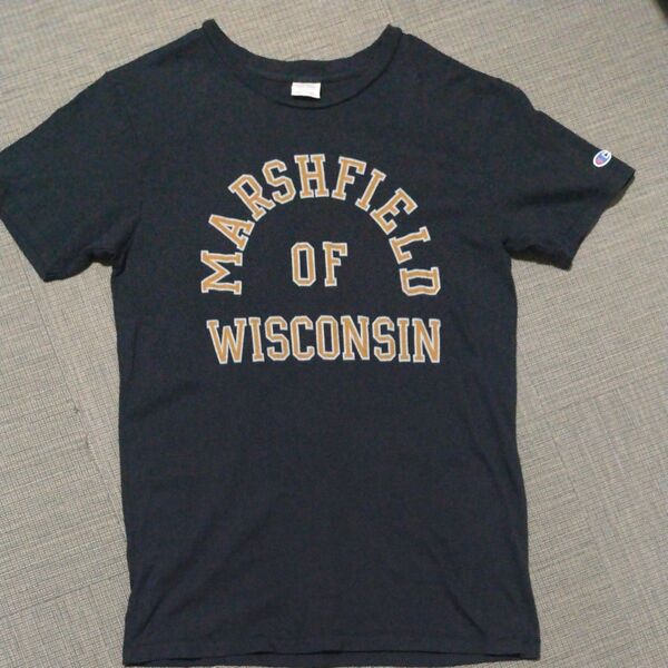 Champion Marshfield of Wisconsin Tシャツ ブラック