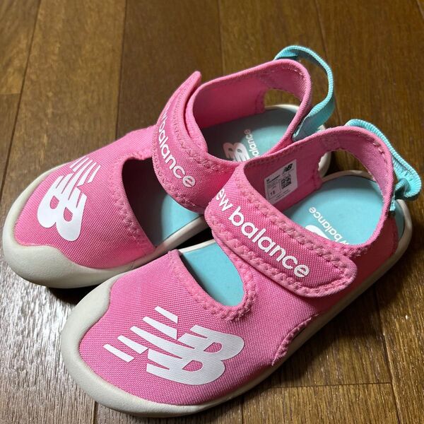 New Balance サンダル ピンク 18cm キッズ