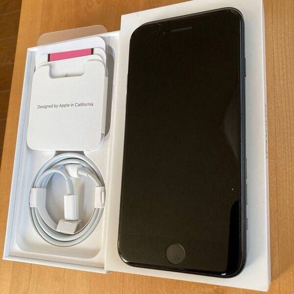 iPhone se2 第2世代 128GB ブラック SIMフリー アクティベーションロック解除済み