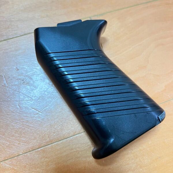 東京マルイ電動ガン SIG552、SIG551用グリップ