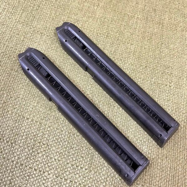 東京マルイ電動ガン glock G18C用ノーマルマガジン2本