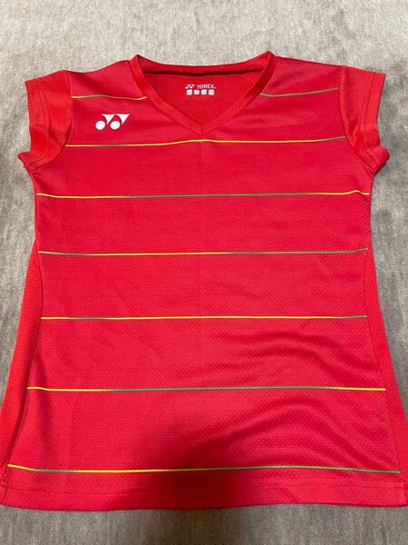 YONEX トップス ユニホーム シャツ ヨネックス バドミントン テニス M ゲームシャツ バドミントン テニス レッド