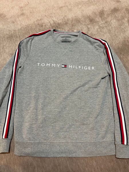 【TOMMY HILFIGER】 トミーヒルフィガー ロゴ 長袖 ロンT シャツ スウェット トレーナー