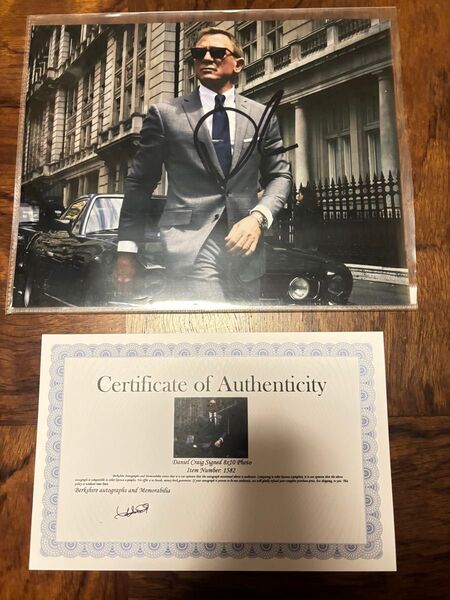 007 ノータイムトゥダイ ダニエルクレイグ直筆サイン入り写真 証明書付き