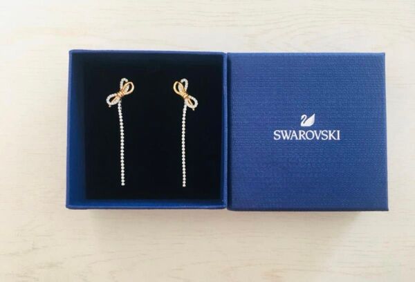 スワロフスキー Swarovski リボン LIFELONG BOW ピアス