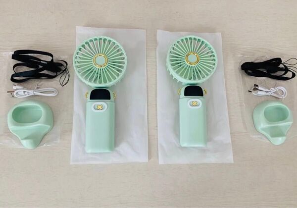 新品未使用 2025年最新4wayハンディファン 5段階風量アップルグリーン 携帯扇風機 ハンディ扇風機 手持ち 2点セット
