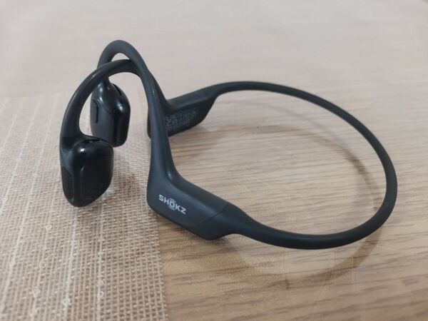 OpenRun Pro Mini by Shokz 骨伝導イヤホン S811 中古品