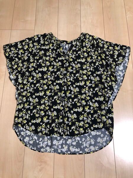 M 花柄 グローバルワーク さらさらリラックスブラウス 半袖 Tシャツ 黒 黄色