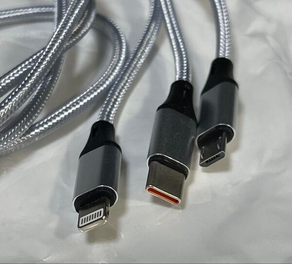 3in1 充電ケーブル type-c、USB Micro、Lightning シルバー