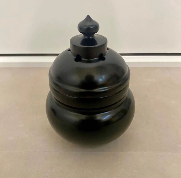 【未使用】紫丹 丸香炉 卓上香炉 蓋付き 無垢 真鍮 高岡仏具 金属工芸 仏具 骨董品