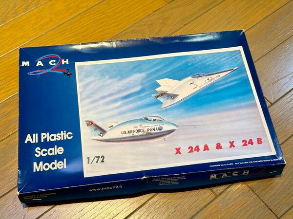 MACH2 1/72 NASA X24A 24B マッハ2 プラモデル