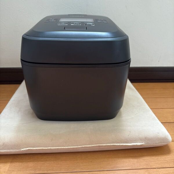 展示品 日立 HITACHI IHジャー炊飯器RZ-V100HM K フロストブラック 5.5合