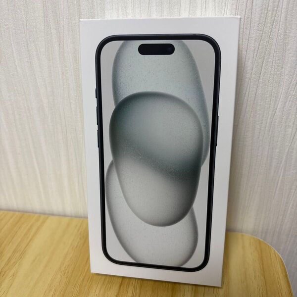 iPhone 15 128GB ブラック