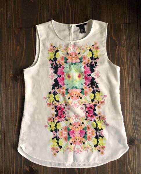 H&M タンクトップ S 花柄 ノースリーブ