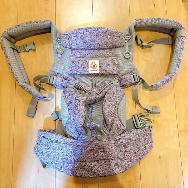 【ほぼ新品】エルゴ オムニ360 クールエア 抱っこひも エルゴベビー ergobaby OMNI 抱っこ紐