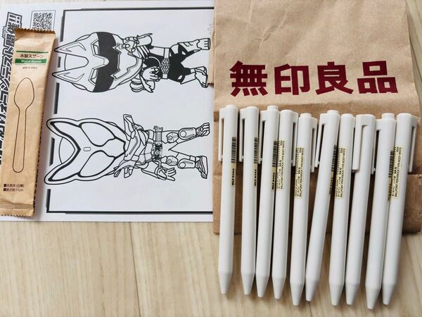 無印良品ボールペン10本体 新作映画塗り絵、木のスプーン1本、塗り絵 おまとめセット 新品未使用 仮面ライダー