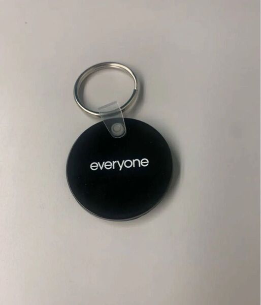 everyone rubber keychain色 ブラック BLACK キーホルダー