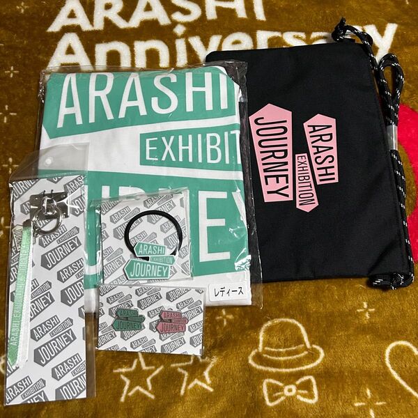 嵐展覧会グッズ ロゴマークTシャツ レディースサイズサコッシュ スマホアクセサリー