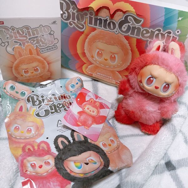 POP MART BIG INTO ENERGY ポップマート ラブ LOVE ラブブ エナジー