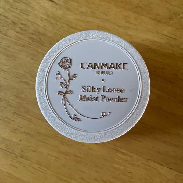 キャンメイク CANMAKE シルキールースモイストパウダー 02