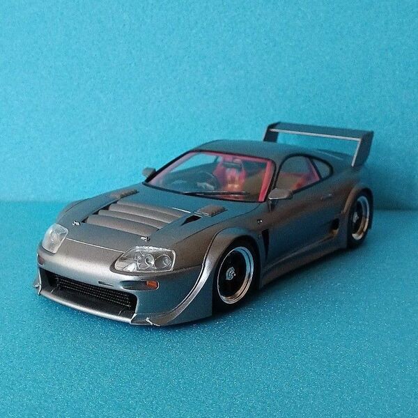 タミヤ1/24 スープラGT 塗装済完成品