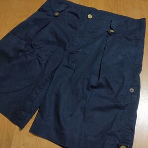 TOMMY HILFIGER ネイビーショートパンツ サイズM(訳あり)