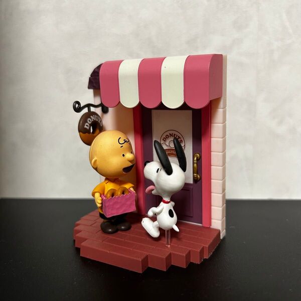 SNOOPY's Door Story 早くドーナツちょうだい スヌーピー チャーリーブラウン リーメント