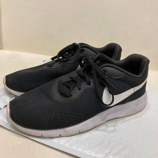 Nike ナイキ タンジュン スニーカー レディース ランニングシューズ キッズ 24.5cm ブラック