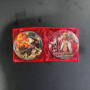 ONE PIECE 輩缶バッジ サボ ドフラミンゴ 2個セット