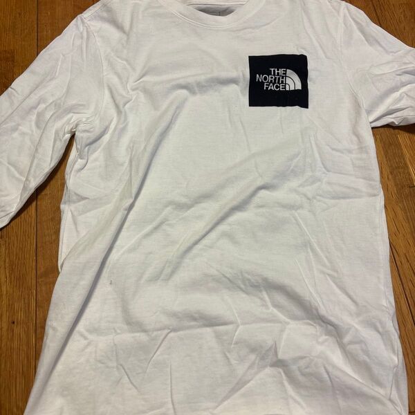 THE NORTH FACE 長袖Tシャツ ホワイト