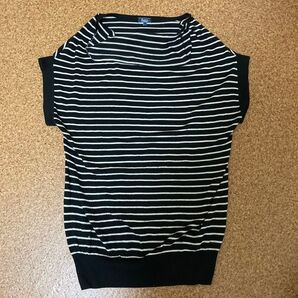 ボーダー柄トップス