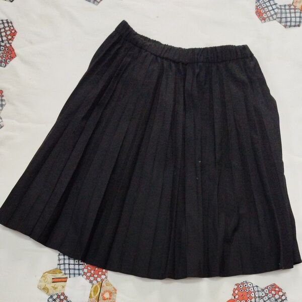 女の子★UNIQLO プリーツスカート 黒 120cm