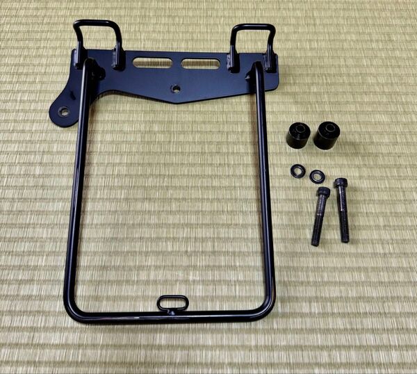 新型エリミネーター デイトナ サドルバッグサポート 左側専用