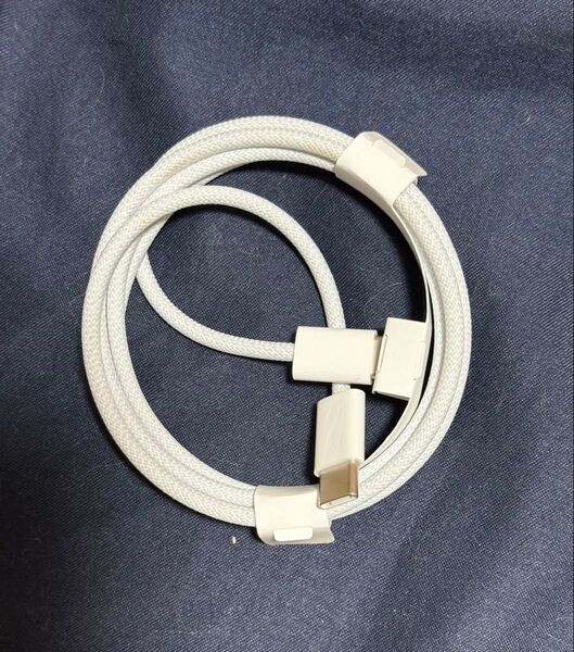 Apple 純正 60W USB-C 充電ケーブル