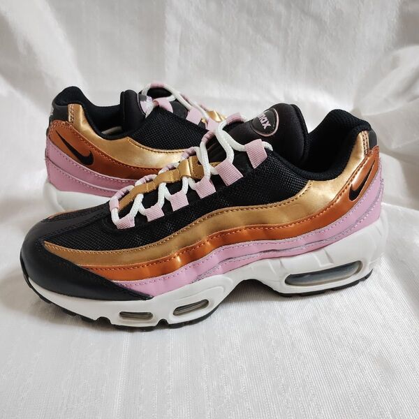 ナイキ エアマックス95 23.5cmブラックカラー新品未使用nike airmax レディース 靴