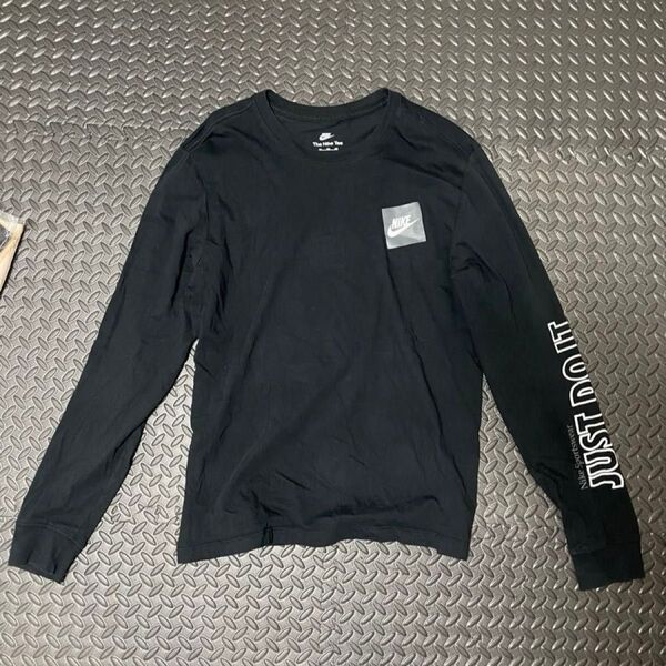 Nike ロングスリーブTシャツ ブラック 黒色