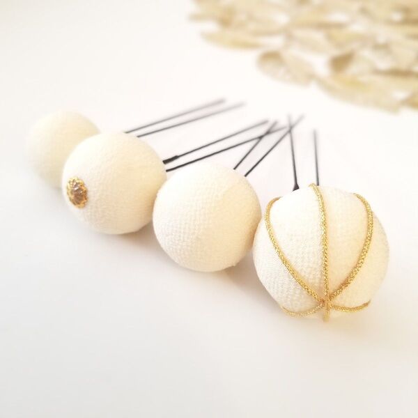 つまみ細工 髪飾り 玉かんざし 4個セット オフホワイト ハンドメイド