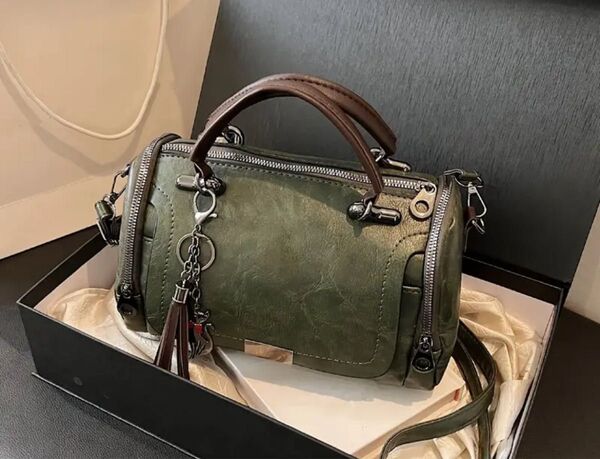 ヴィンテージ ダークグリーン ショルダーバッグ 合成皮革 美品未使用 2WAY
