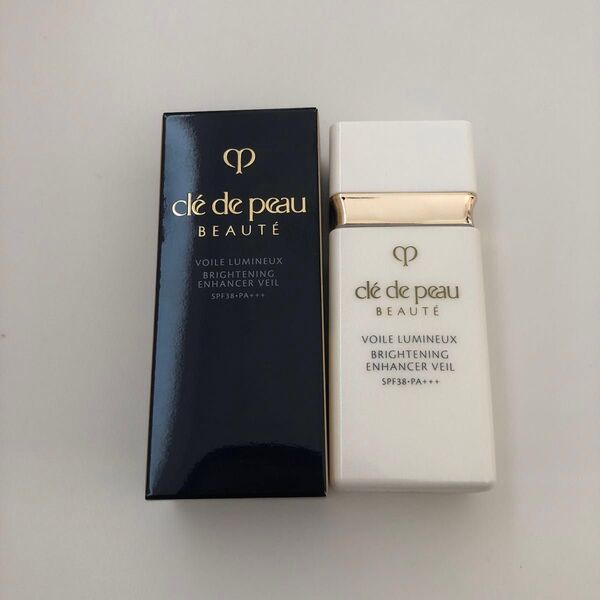 クレ・ド・ポー ボーテ ヴォワールルミヌ 30ml(医薬部外品) クレド 下地