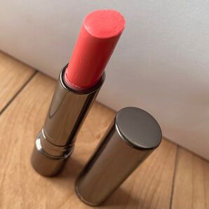 MAC ハガブル リップカラー ベアハグ