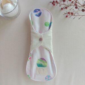 【布ナプキン】無添加コットンフランネルとダブルガーゼ ヨーヨー水風船柄 26cm 6層仕立て 1枚