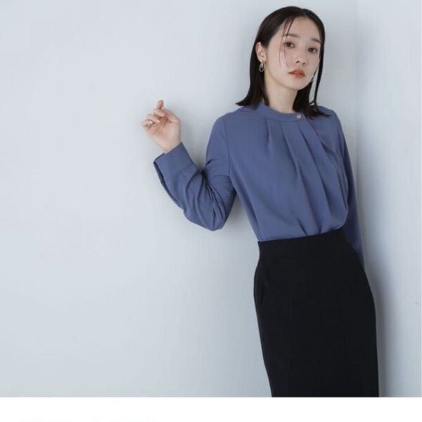 アシメフロントタックブラウス 24AW NATURAL BEAUTY BASIC トップス シャツ・ブラウス ブルー